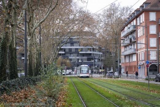 visuel-tram-avant-le-pont-de-kehl-©-jerome-dorkel-eurometropole-de-strabsourg